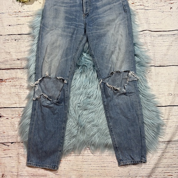 Citizens of Humanity Liya High Rise Classic Fit Torn Distressed Jeans - Picture 9 of 11